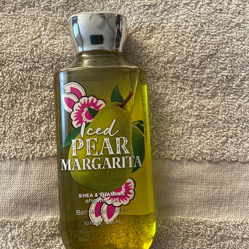 bath and body works iced pear magarita shower gel 10z